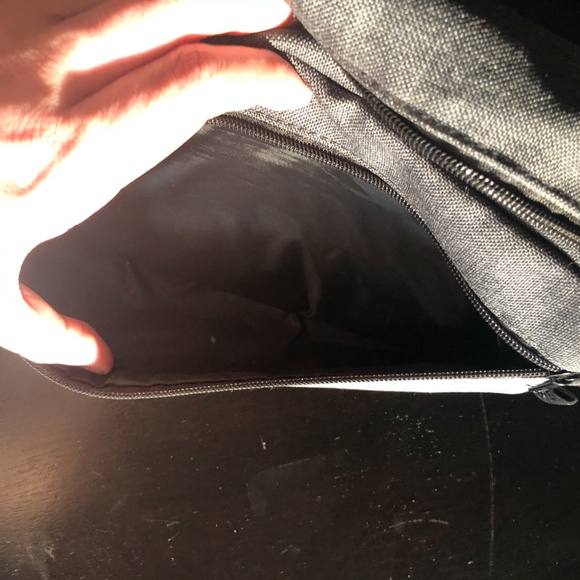 Toiletry Bag - Picture 5 of 5